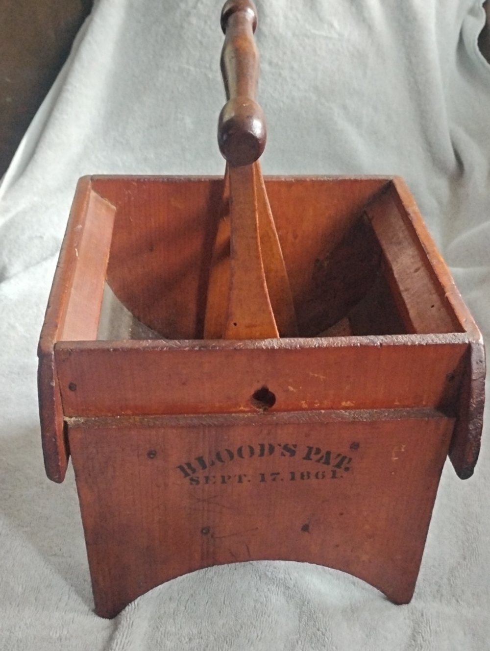 Antique Blood's Flour Sifter, Vintage Kitchen Utensils, Wood Flour Sifter